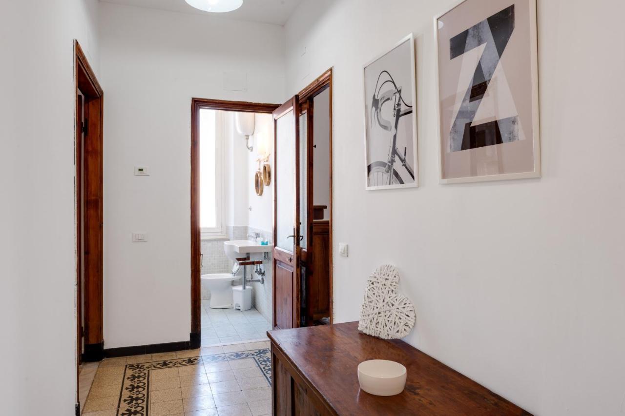 Piazza Concordia Apartment With Balcony La Spezia Extérieur photo